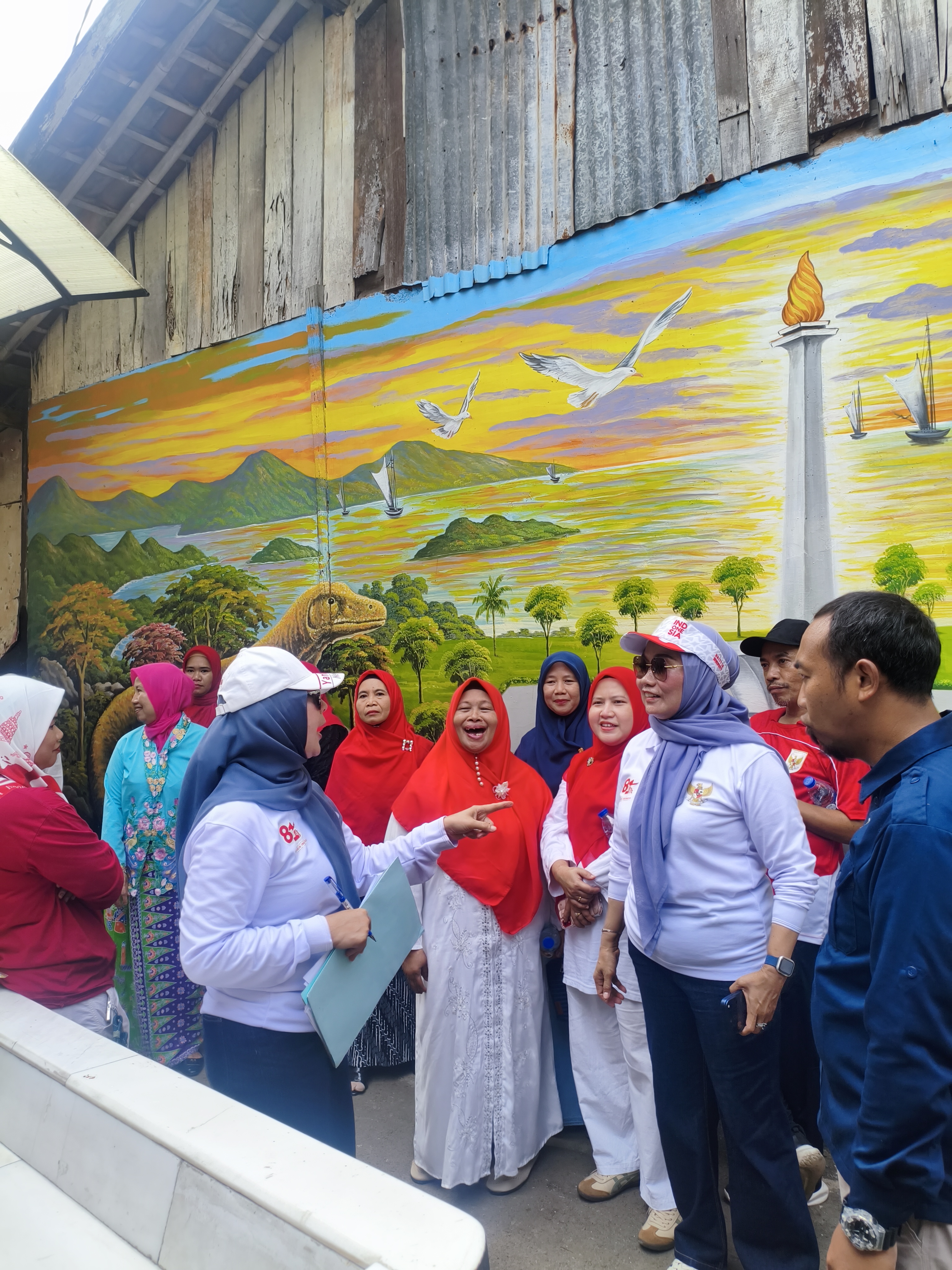 Lomba penataan Lingkungan antar RT di RW 04, Kel Kuningan Timur — foto 1